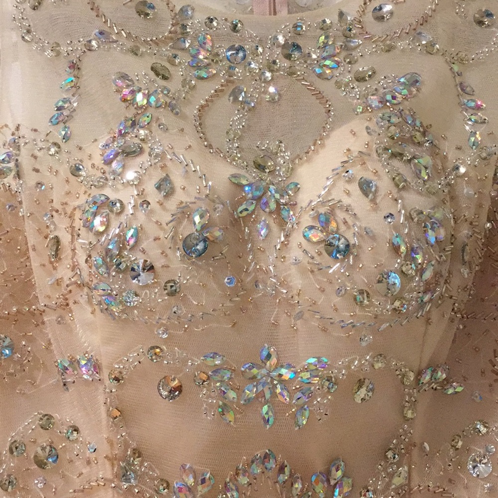 WORN ONCE!! Beautiful dress! - Picture 3 of 7